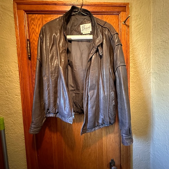 Vintage men’s quality, brown leather jacket purchased in the mid-80s - Picture 6 of 6
